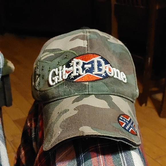 Ball-cap - Picture 2 of 3